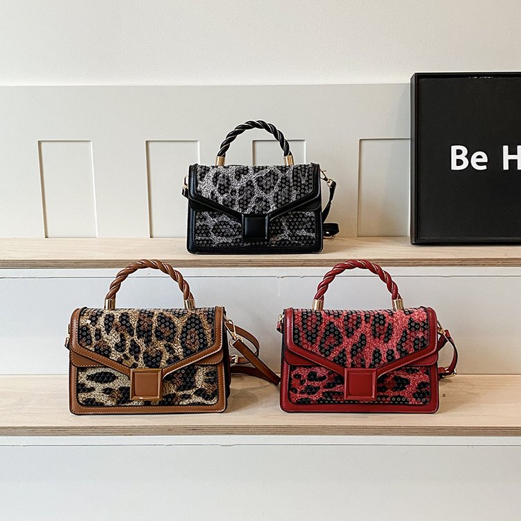 Trendy elegante klassieke lere - Luxury Bags Paris recensie en prijs